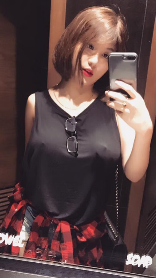 开云kaiyun-巴拉多利德主场大捷，升至积分榜前列，巴拉多利德对皇家马德里聚胜顽球汇