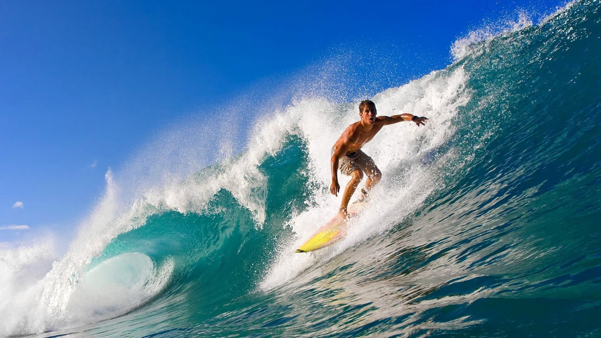 依托“互联网+”推动青少年足球大众化，普及率逐年升高